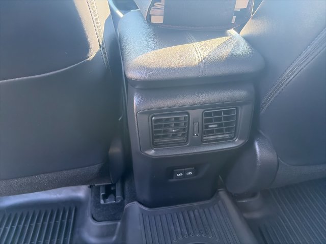 Used 2024 Toyota RAV4 XSE w/ Advanced Technology Package AWD/4WD image 15