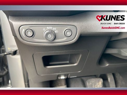 Used 2023 Chevrolet TrailBlazer RS image 11