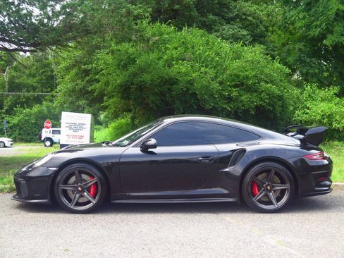 Used 2014 Porsche 911 Turbo S AWD/4WD image 3