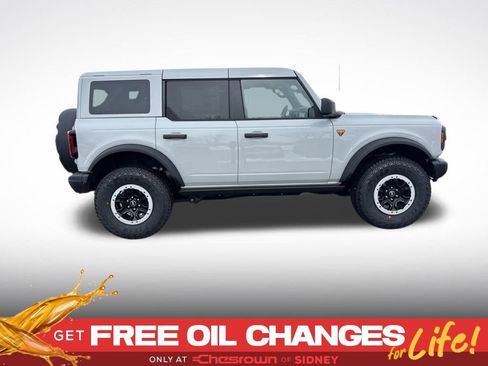 New 2026 Ford Bronco Badlands image 6