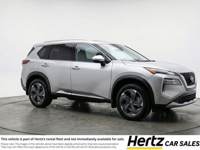 Used 2025 Nissan Rogue SV