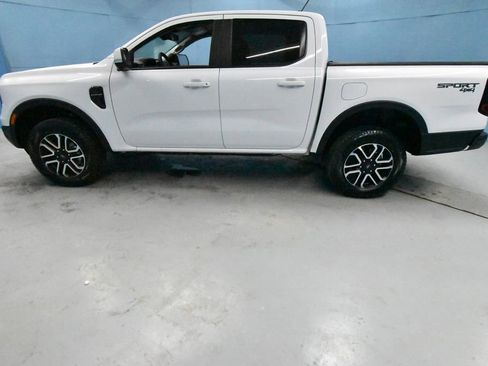 Used 2025 Ford Ranger Lariat w/ Trailer Tow Package AWD/4WD image 32