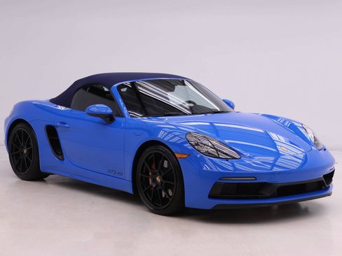 Certified 2022 Porsche 718 Boxster GTS image 9
