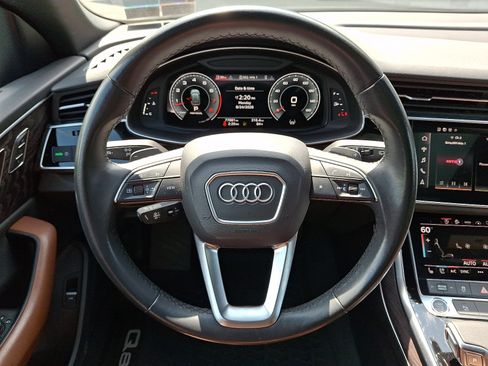 Used 2021 Audi Q8 Premium Plus w/ Premium Plus Package AWD/4WD image 20