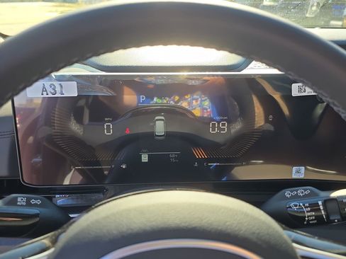 New 2026 Kia Carnival EX image 32