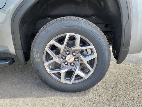 New 2026 GMC Sierra 1500 SLT w/ SLT Premium Plus Package image 31