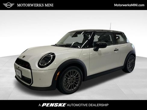 Used 2025 MINI Cooper S FWD image 1