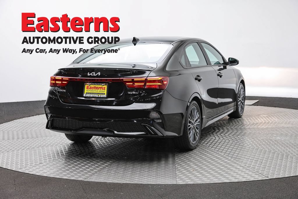 Used 2023 Kia Forte GT-Line w/ GT-Line Premium Package FWD image 6