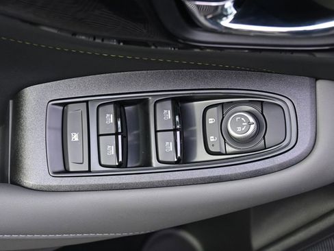 Used 2025 Subaru Outback Onyx Edition image 23