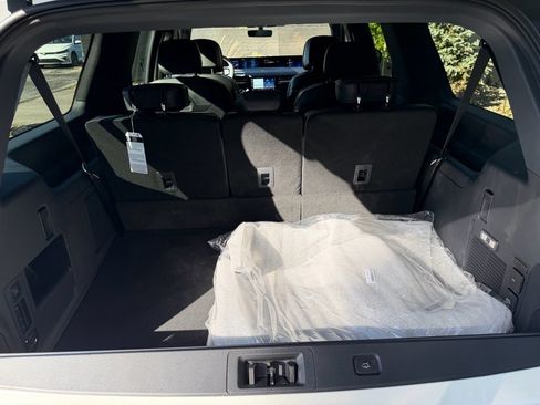 New 2025 Lincoln Navigator L Reserve w/ Jet Appearance Package image 18