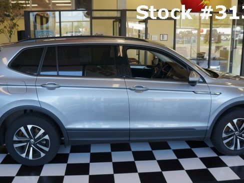 Certified 2024 Volkswagen Tiguan S image 8
