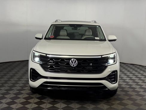 Used 2024 Volkswagen Atlas SEL Premium R-Line image 12