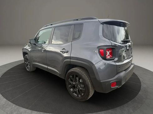 Used 2022 Jeep Renegade Altitude w/ Convenience Group AWD/4WD image 7
