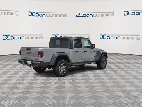 Used 2020 Jeep Gladiator Sport w/ Quick Order Package 24S AWD/4WD image 8