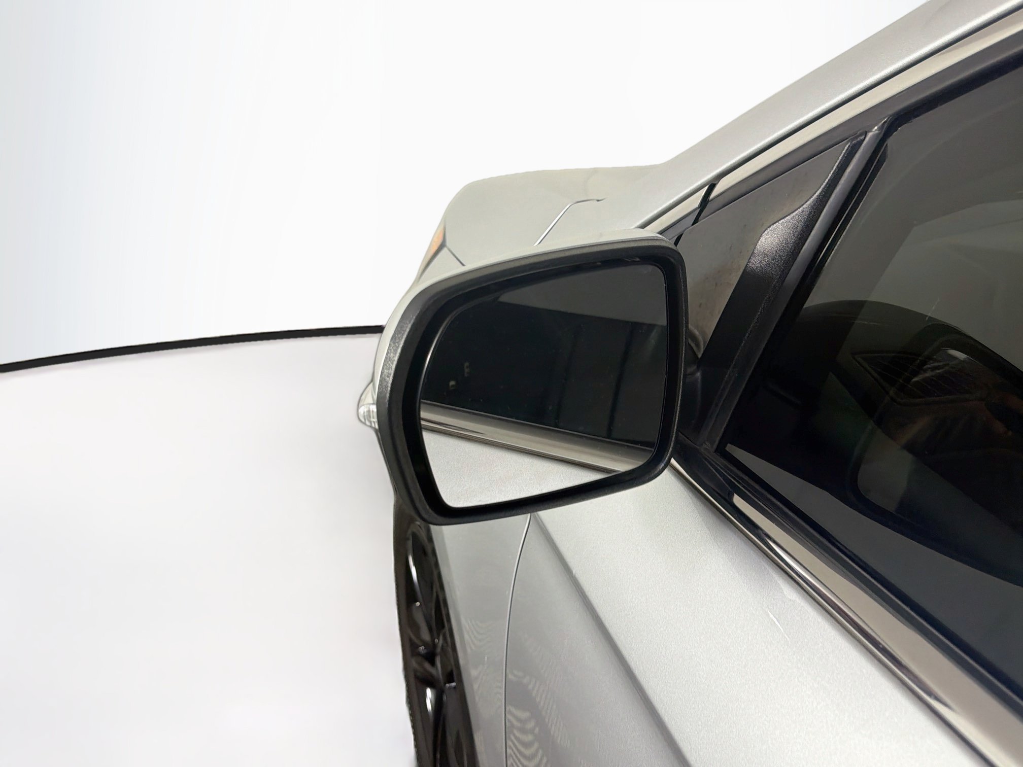 Used 2019 Ford Edge SEL w/ Equipment Group 201A FWD image 16