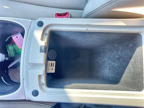 Used 2014 Cadillac SRX Premium image 27