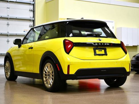 Used 2025 MINI Cooper S image 8