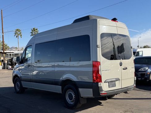 Used 2021 Mercedes-Benz Sprinter 2500 w/ Premium Package image 6