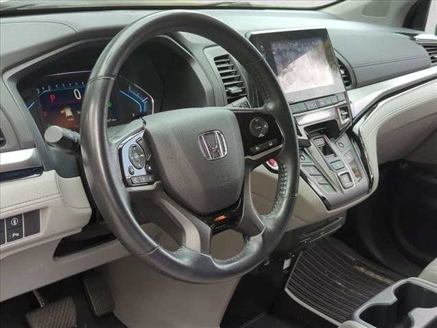 Certified 2024 Honda Odyssey Touring image 9