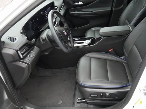 Used 2024 Buick Envista Sport Touring w/ Convenience I Package image 8