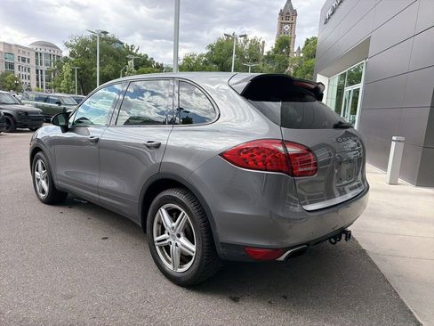 Used 2011 Porsche Cayenne S AWD/4WD image 7