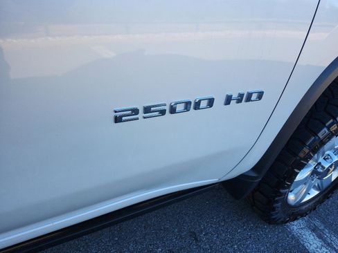 Used 2022 Chevrolet Silverado 2500 LTZ w/ LTZ Plus Package image 7