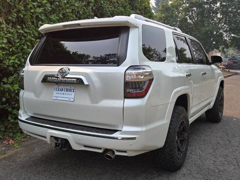 Used 2018 Toyota 4Runner Limited AWD/4WD image 3