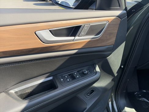 New 2026 Volkswagen Atlas SE AWD/4WD image 11