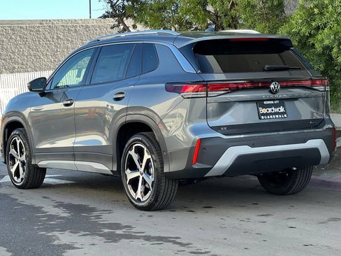 New 2026 Volkswagen Tiguan SE AWD/4WD image 6