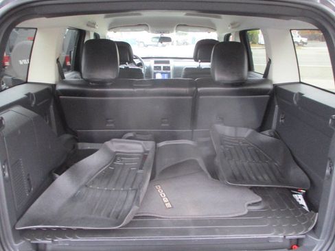 Used 2011 Dodge Nitro Heat image 12