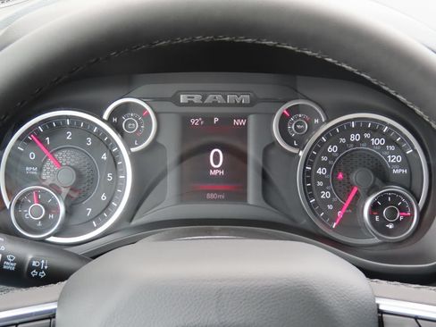 Certified 2025 RAM 1500 Big Horn AWD/4WD image 19