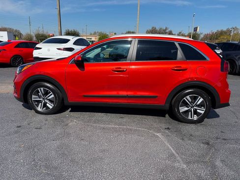 Used 2022 Kia Niro LXS image 8