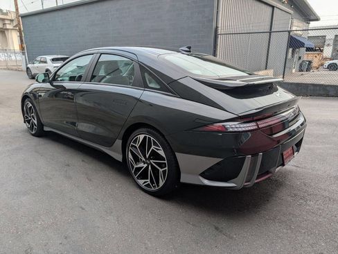 Used 2023 Hyundai Ioniq 6 SEL image 5