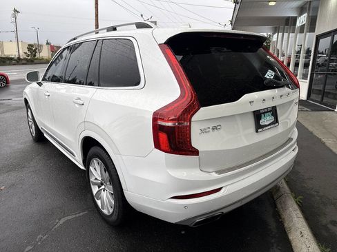 Used 2016 Volvo XC90 T6 Momentum w/ Momentum Plus Package AWD/4WD image 5