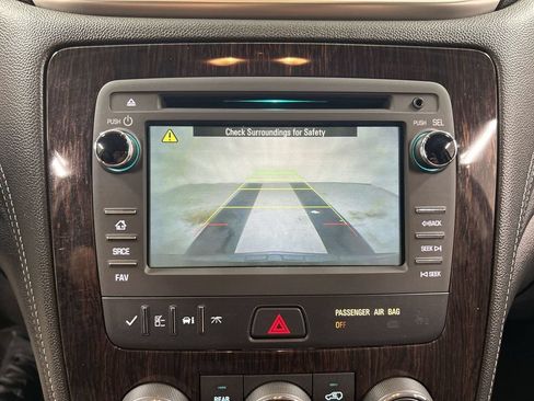 Used 2016 Chevrolet Traverse LT w/ Style and Technology Package AWD/4WD image 15