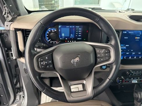 Used 2023 Ford Bronco Wildtrak AWD/4WD image 25