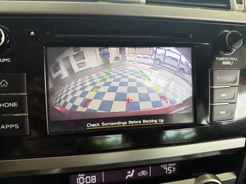 Used 2019 Subaru Outback 2.5i AWD/4WD image 14
