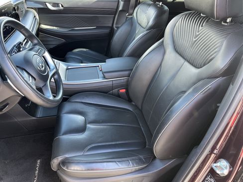 Used 2024 Hyundai Palisade Calligraphy image 17