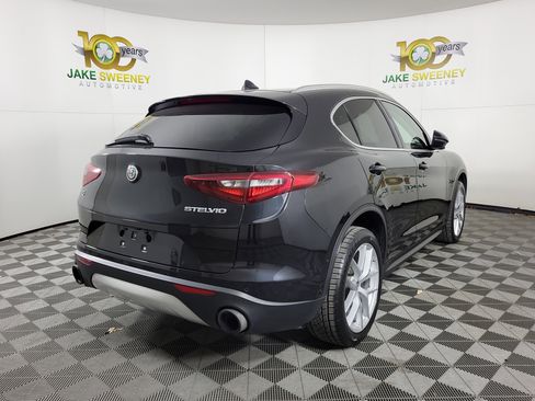 Used 2019 Alfa Romeo Stelvio Ti Lusso w/ Quick Order Package 22X Lusso image 7