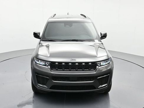 New 2026 Jeep Grand Cherokee Altitude image 27