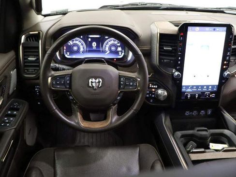 Used 2025 RAM 1500 Limited AWD/4WD image 4