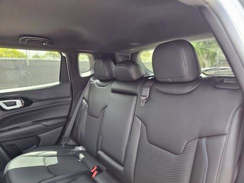 New 2026 Jeep Compass Latitude AWD/4WD image 16