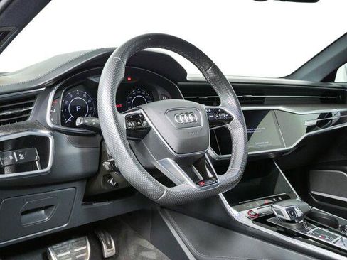Used 2022 Audi RS 6 AWD/4WD image 3