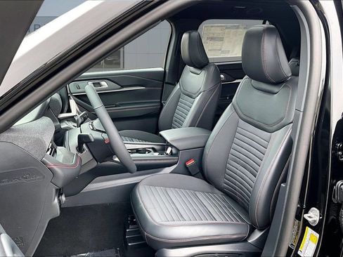 New 2026 Ford Explorer ST-Line AWD/4WD image 26
