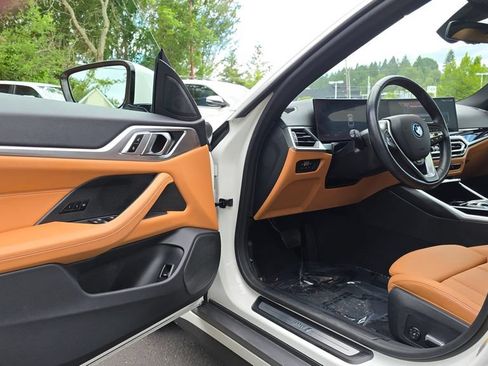 Used 2023 BMW i4 eDrive40 w/ Premium Package RWD image 56