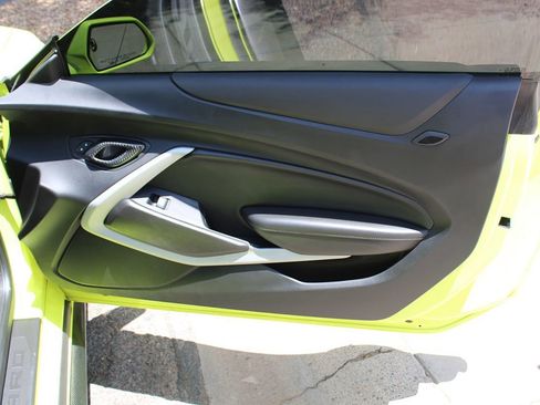 Used 2019 Chevrolet Camaro SS image 15