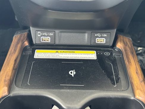 Used 2020 Honda CR-V Touring image 17