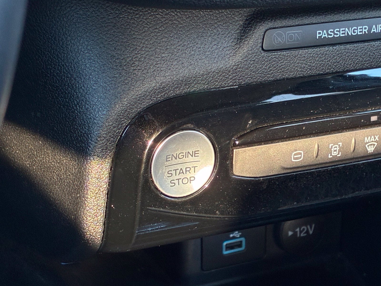 Used 2023 Ford Escape SE FWD image 7