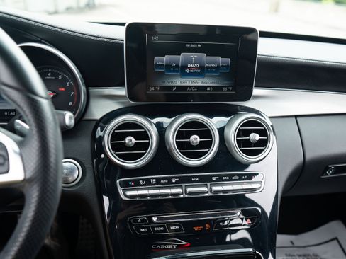 Used 2015 Mercedes-Benz C 300 Sedan w/ Sport Package image 31