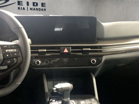 New 2026 Kia Sportage LX image 14